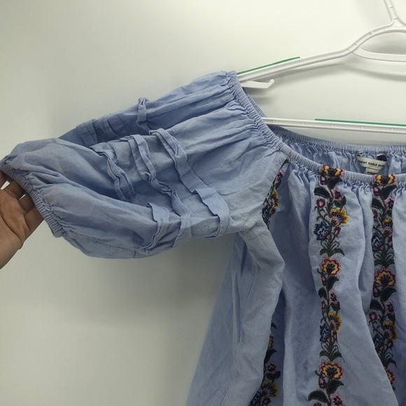 American Eagle cold shoulder balloon sleeve crop - Picture 3 of 4